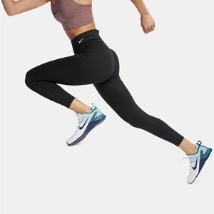 NWT - Nike Sculpt Compression Leggings - Medium